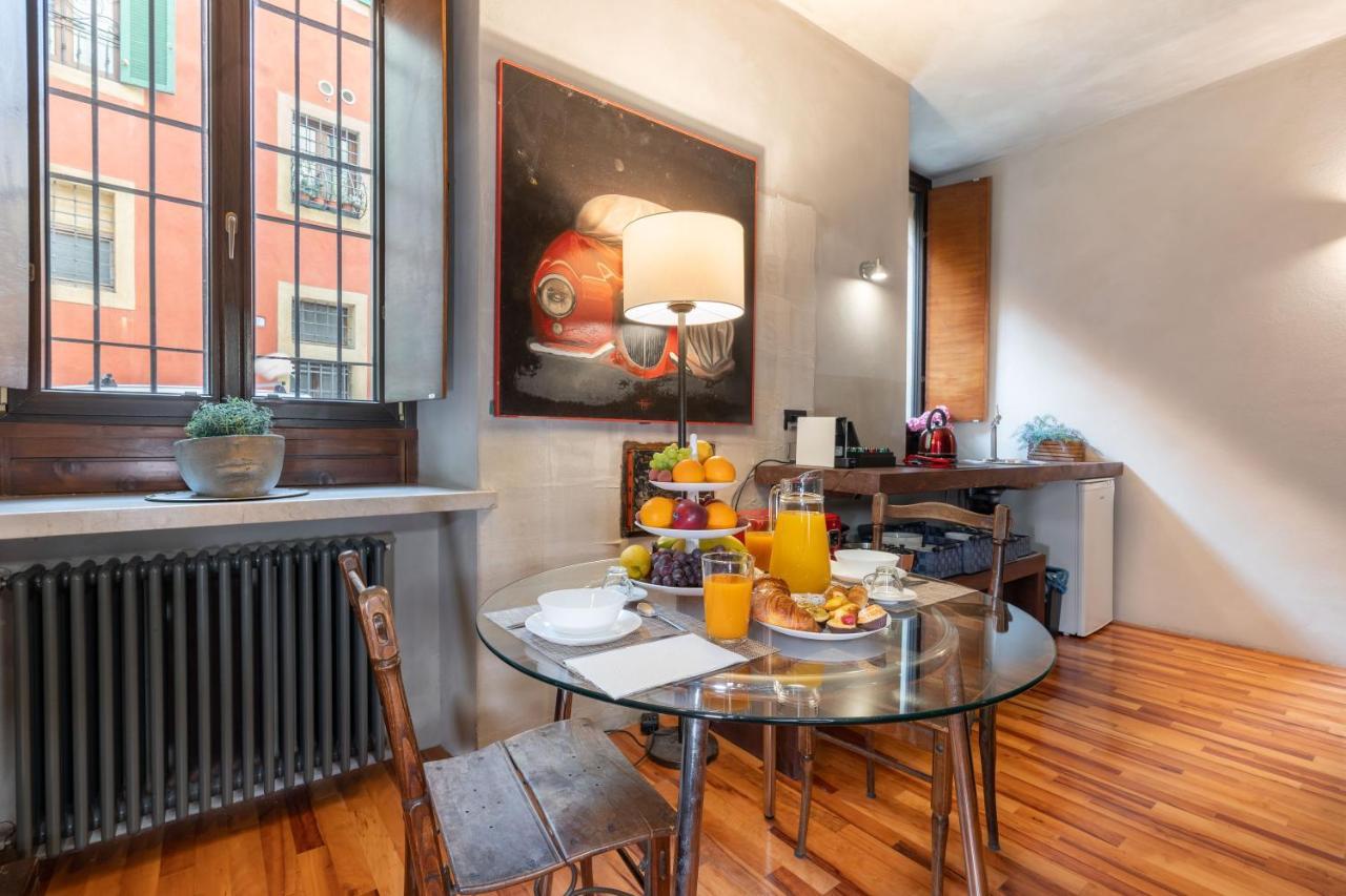 Il Garbo Apartments And Suite فيرونا المظهر الخارجي الصورة