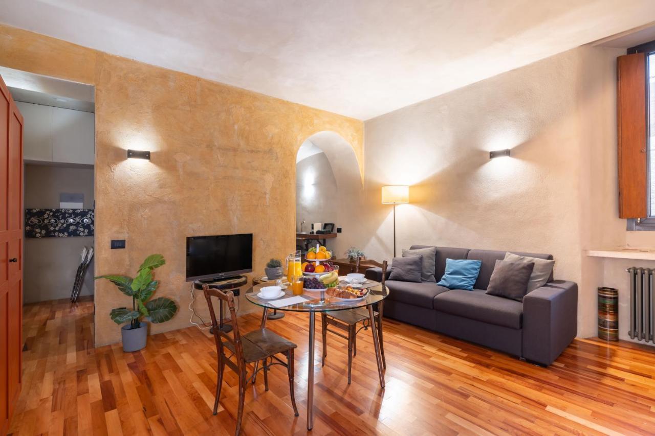 Il Garbo Apartments And Suite فيرونا المظهر الخارجي الصورة